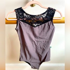 LuckyLeo Grey with Black Lace